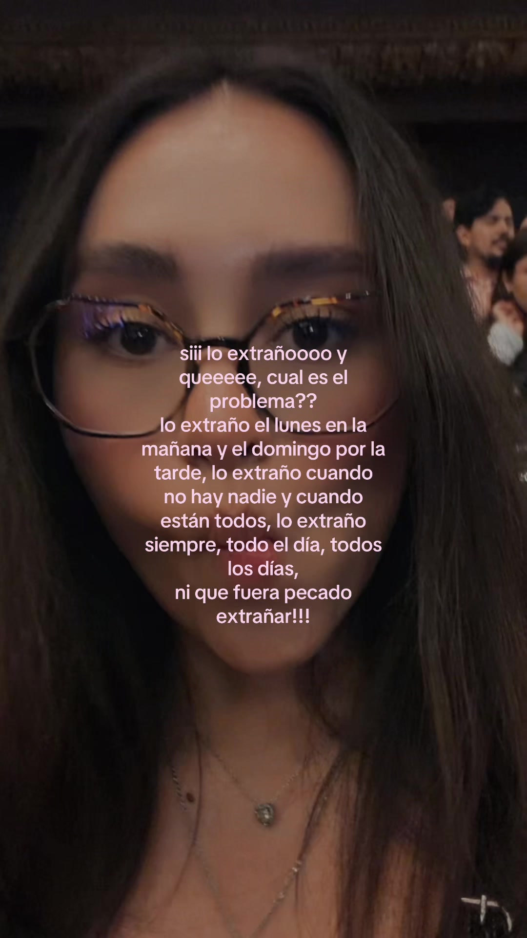@✦