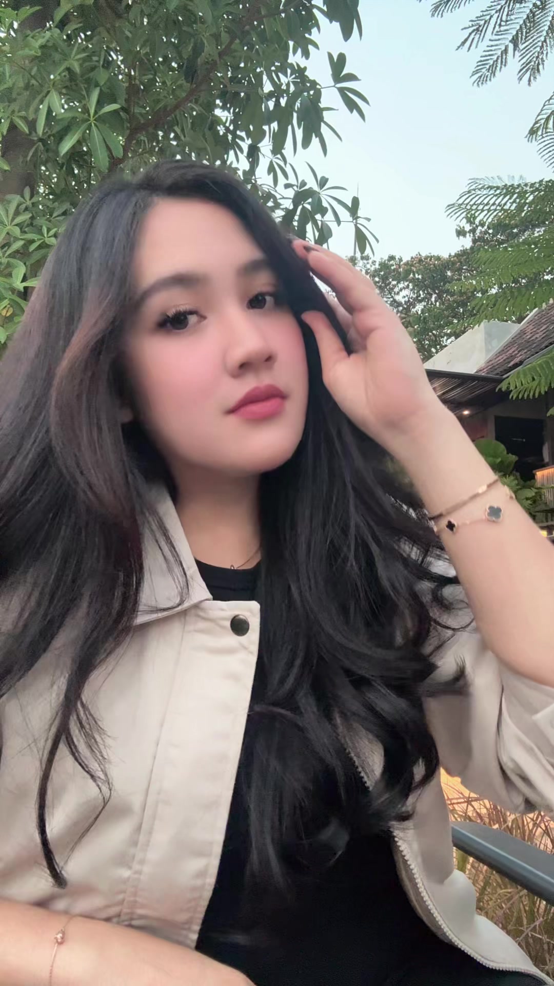 @Redika Junikenty