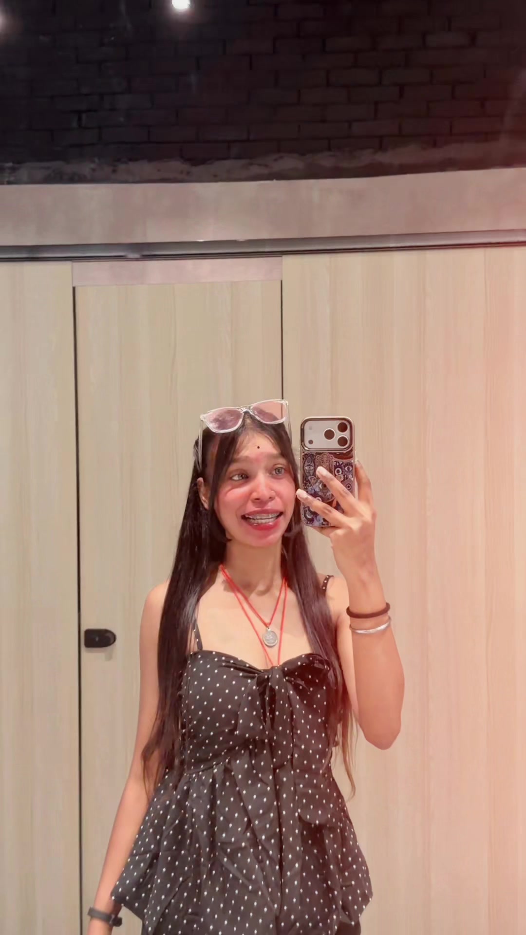 @A M M U