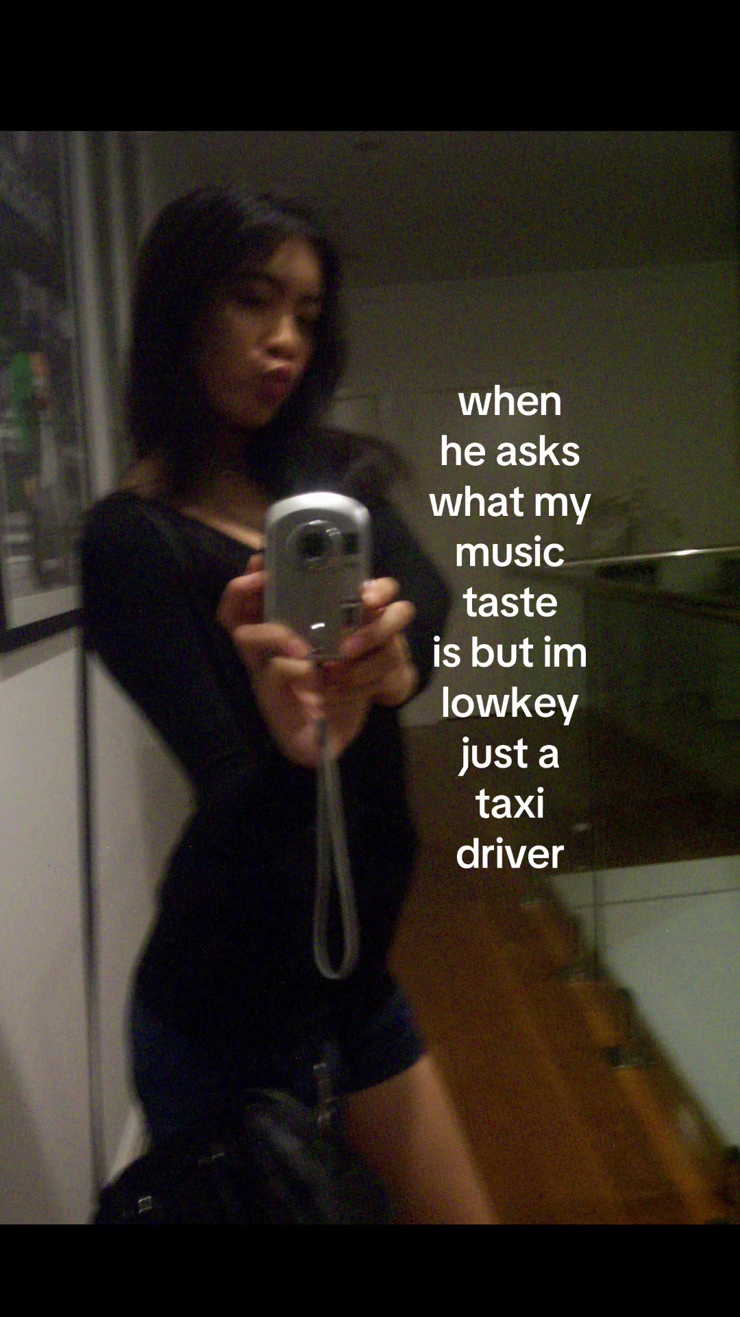 @𝒞