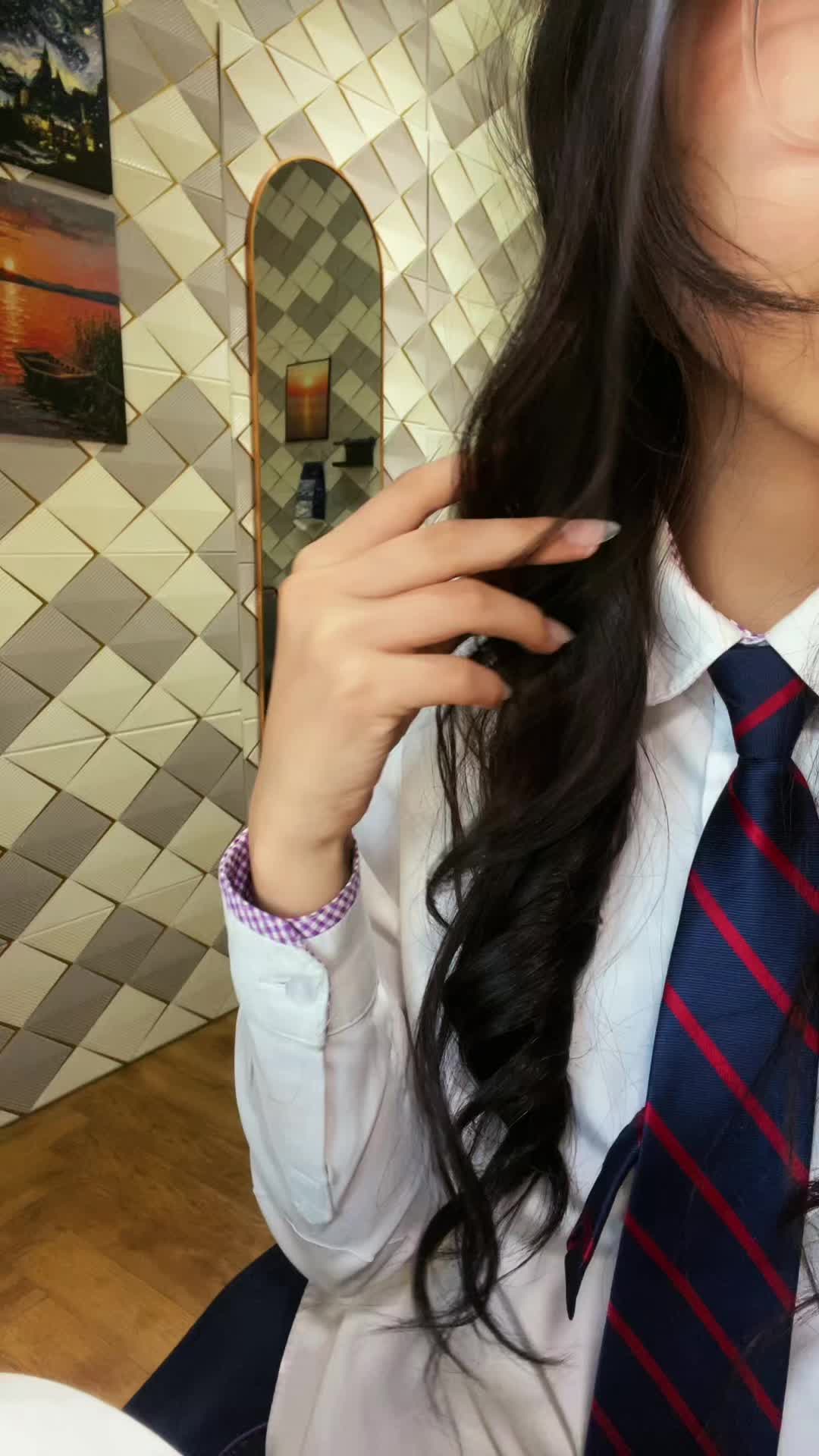 @🐥
