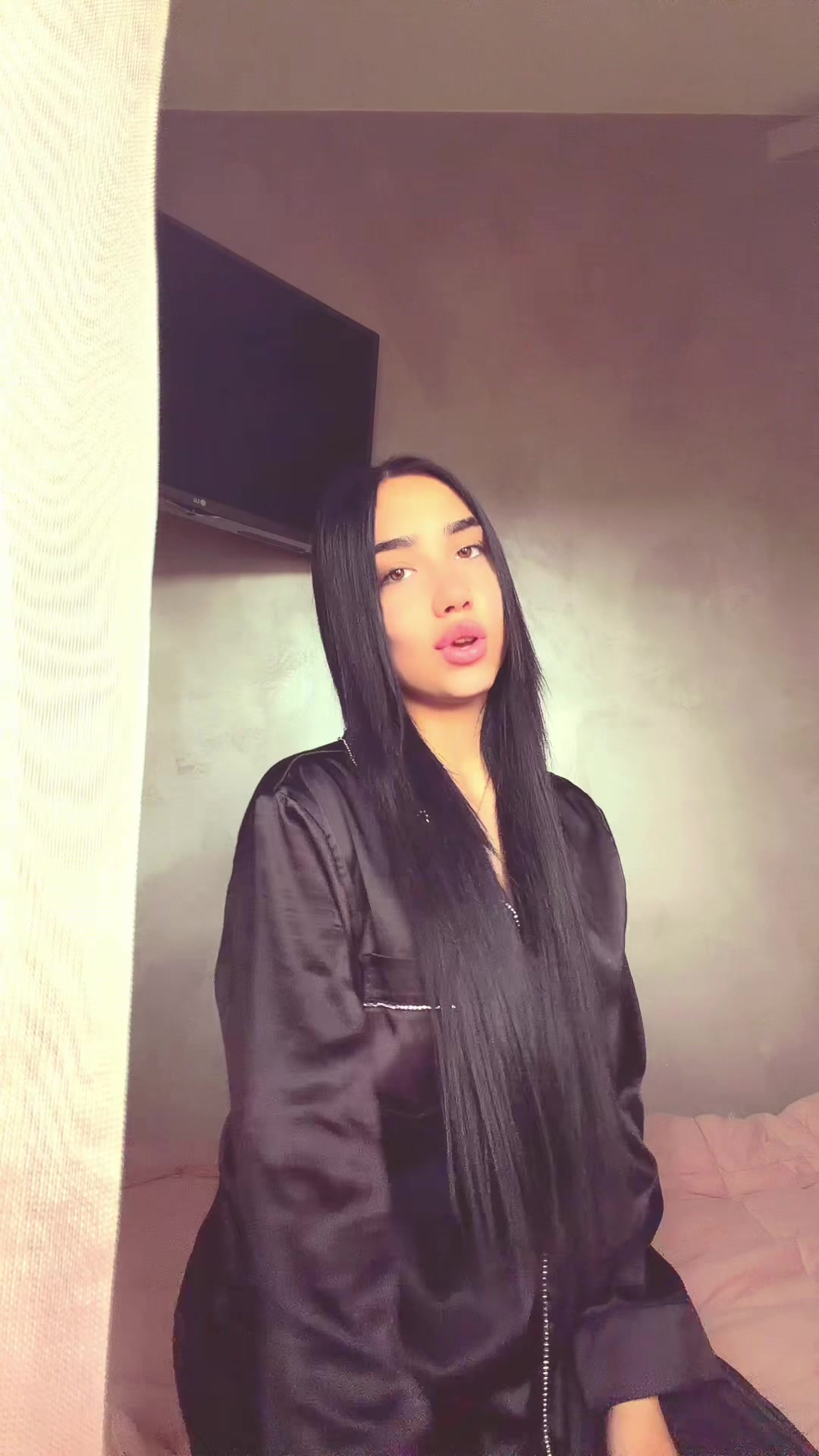 @𝓂𝒶𝓈𝒾𝒸𝒶🎀