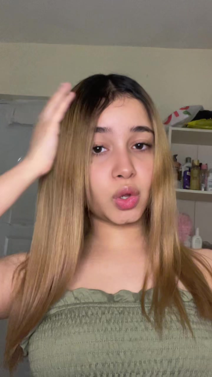 @angela_nin