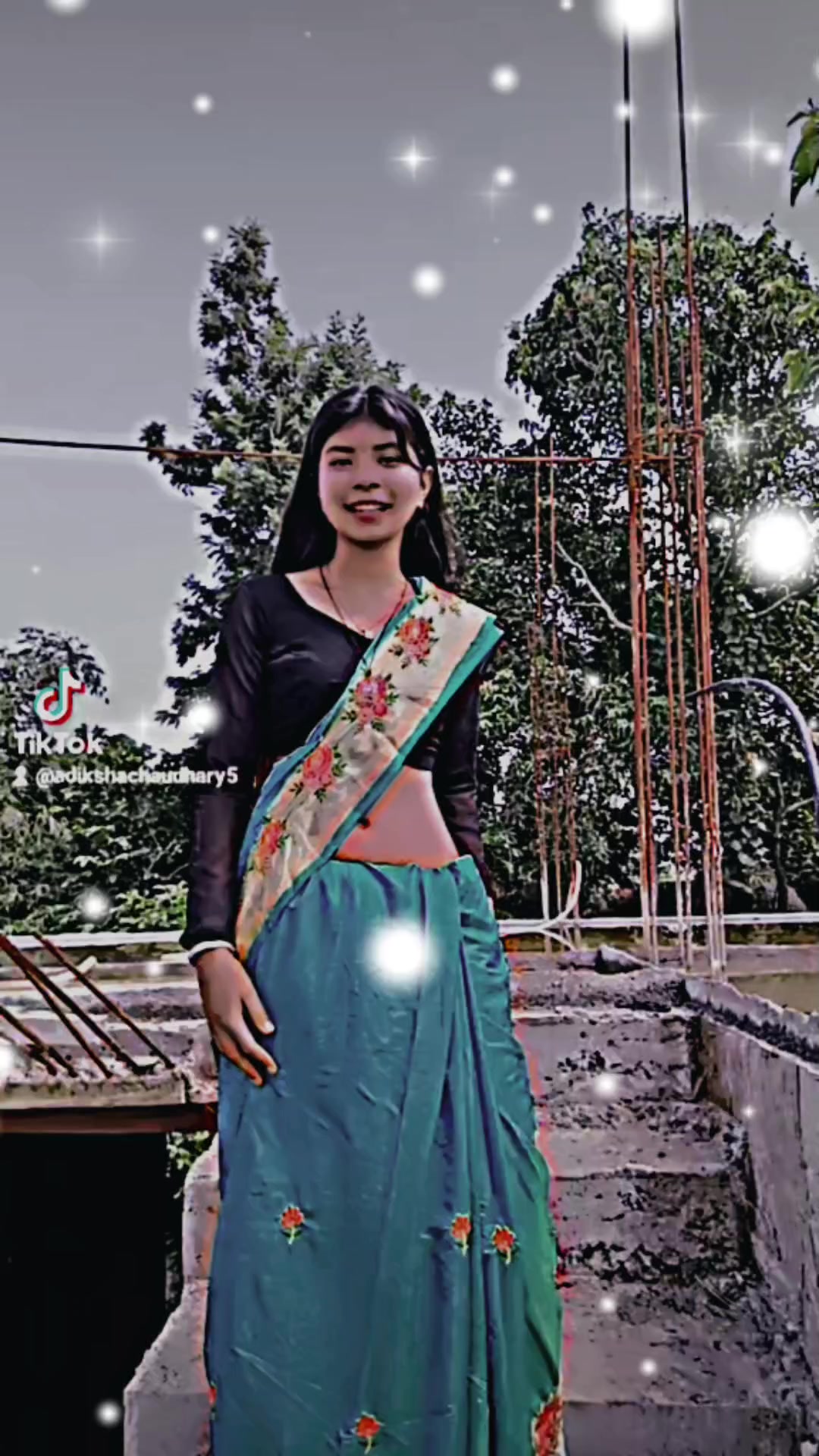 @Roshika chaudhary 2💋💋