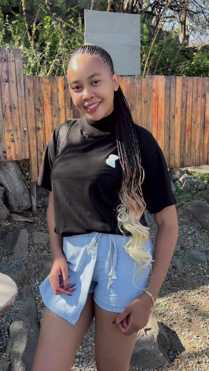 @Lelomo ✨🌬️