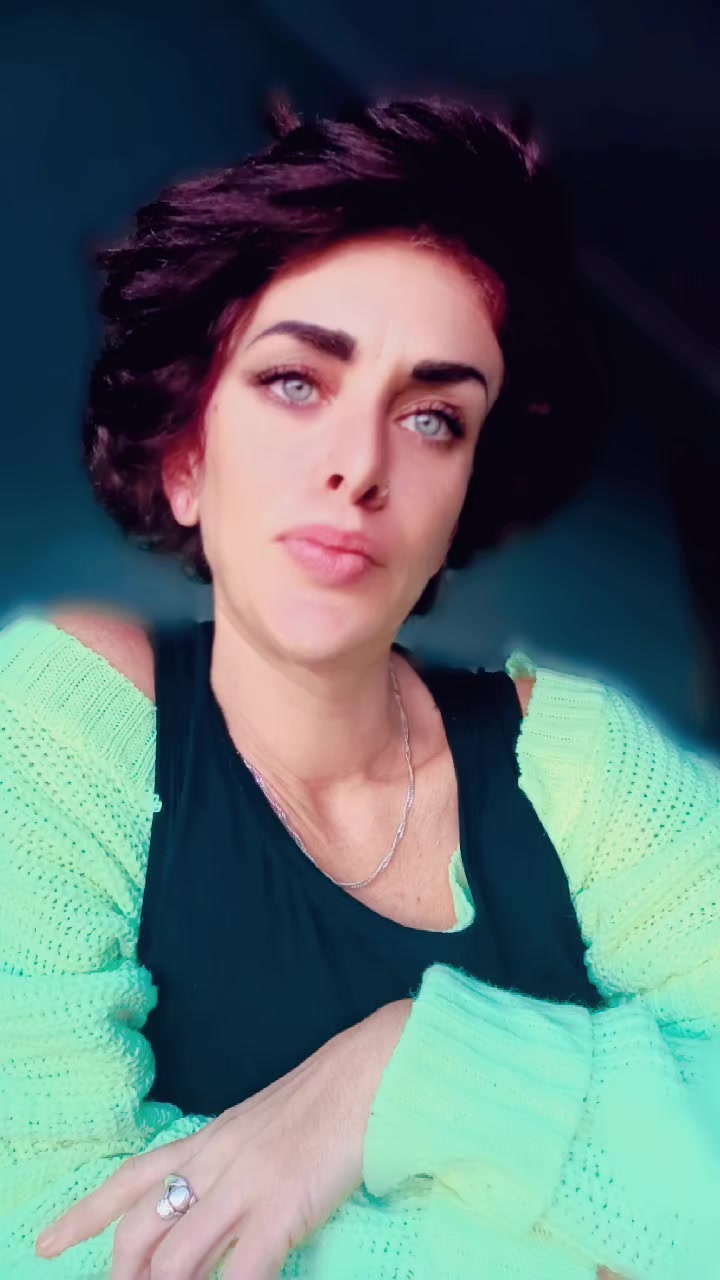 @Kat_ Landry_