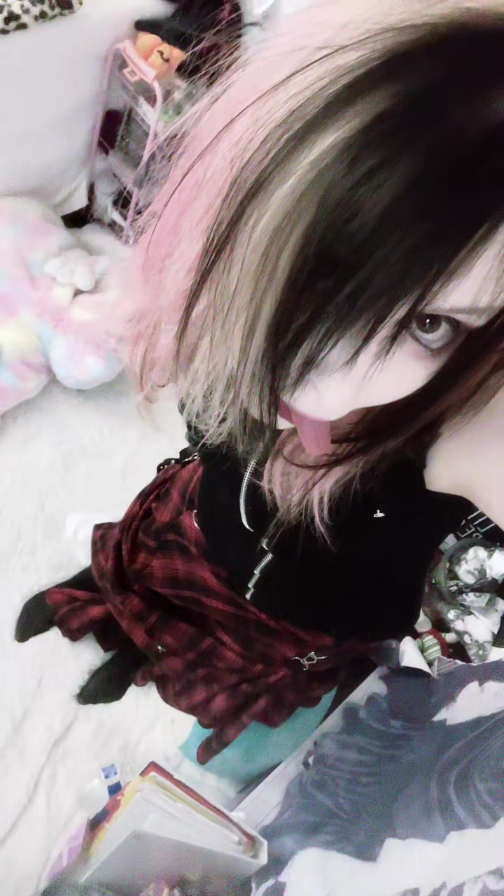 @✩♪•ʙᴏᴏɢɪᴇ's ʙᴀʟʟ ᴛɪᴄᴋʟᴇʀ•✩𐂂