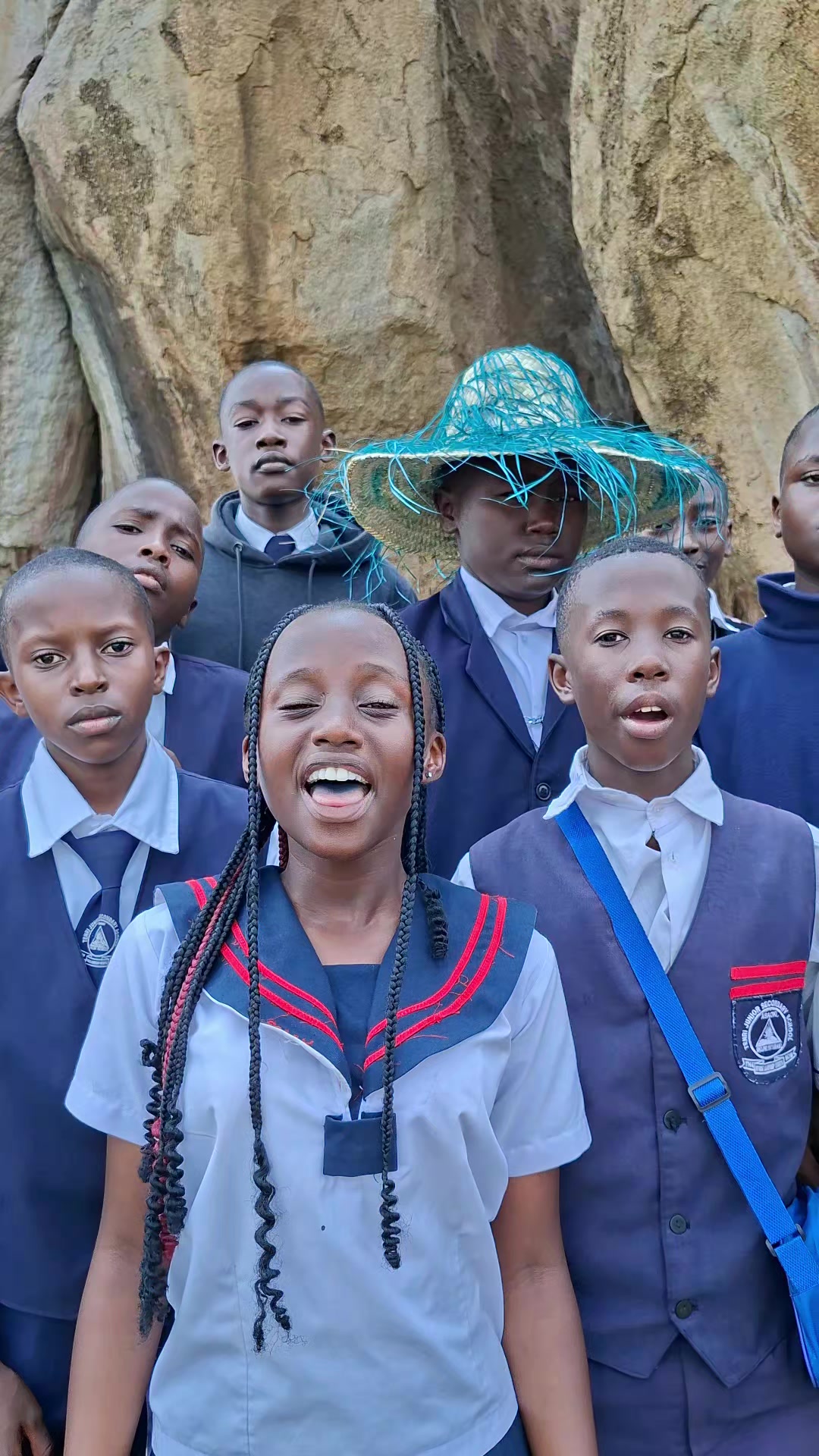@TENRI SCHOOLS EMBU
