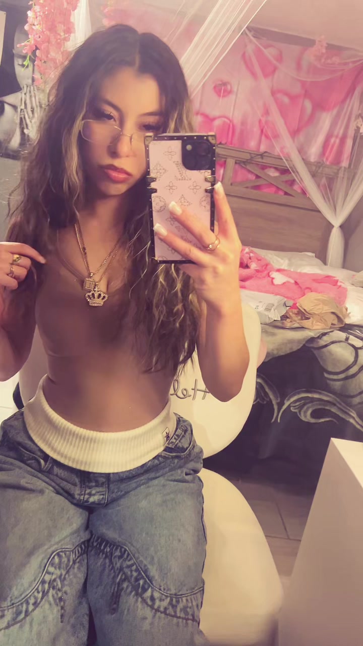 @𝔏𝔶𝔩𝔦🎭