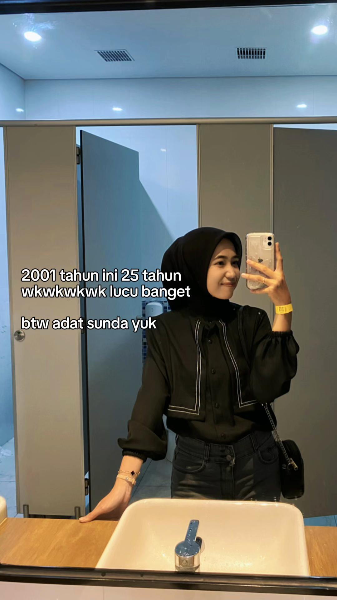 @anaheee