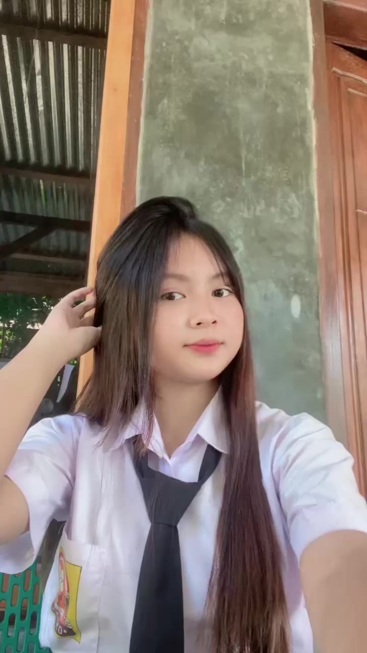@𝐁T̸ | F L Y Y