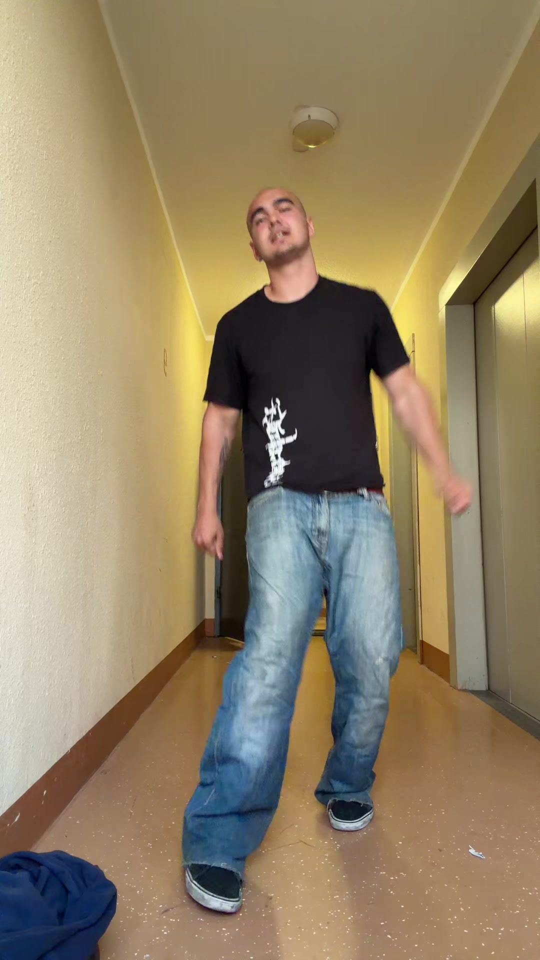 @желток