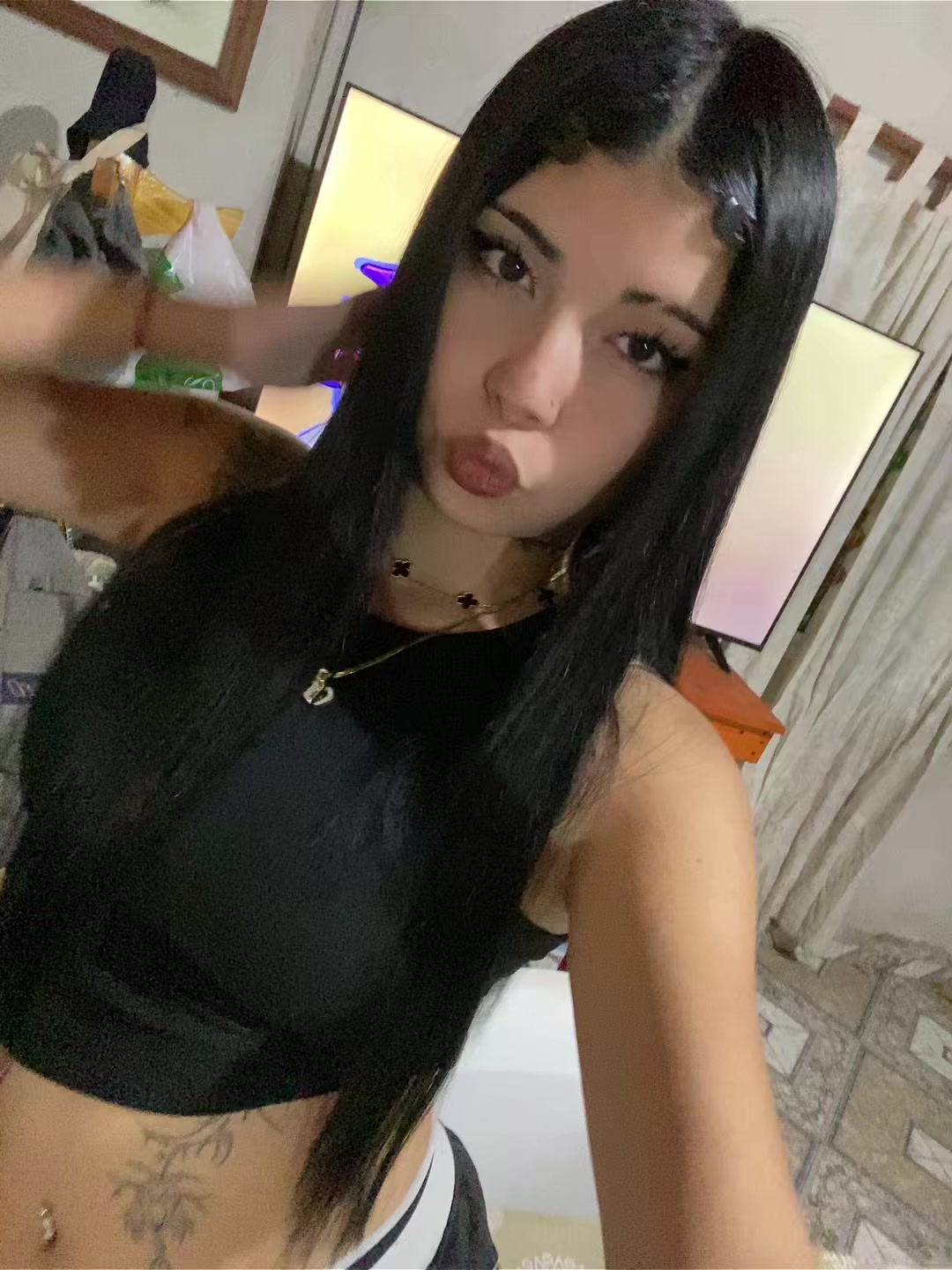@𝓜𝓪𝓵𝓮𝓷𝓪𝓪