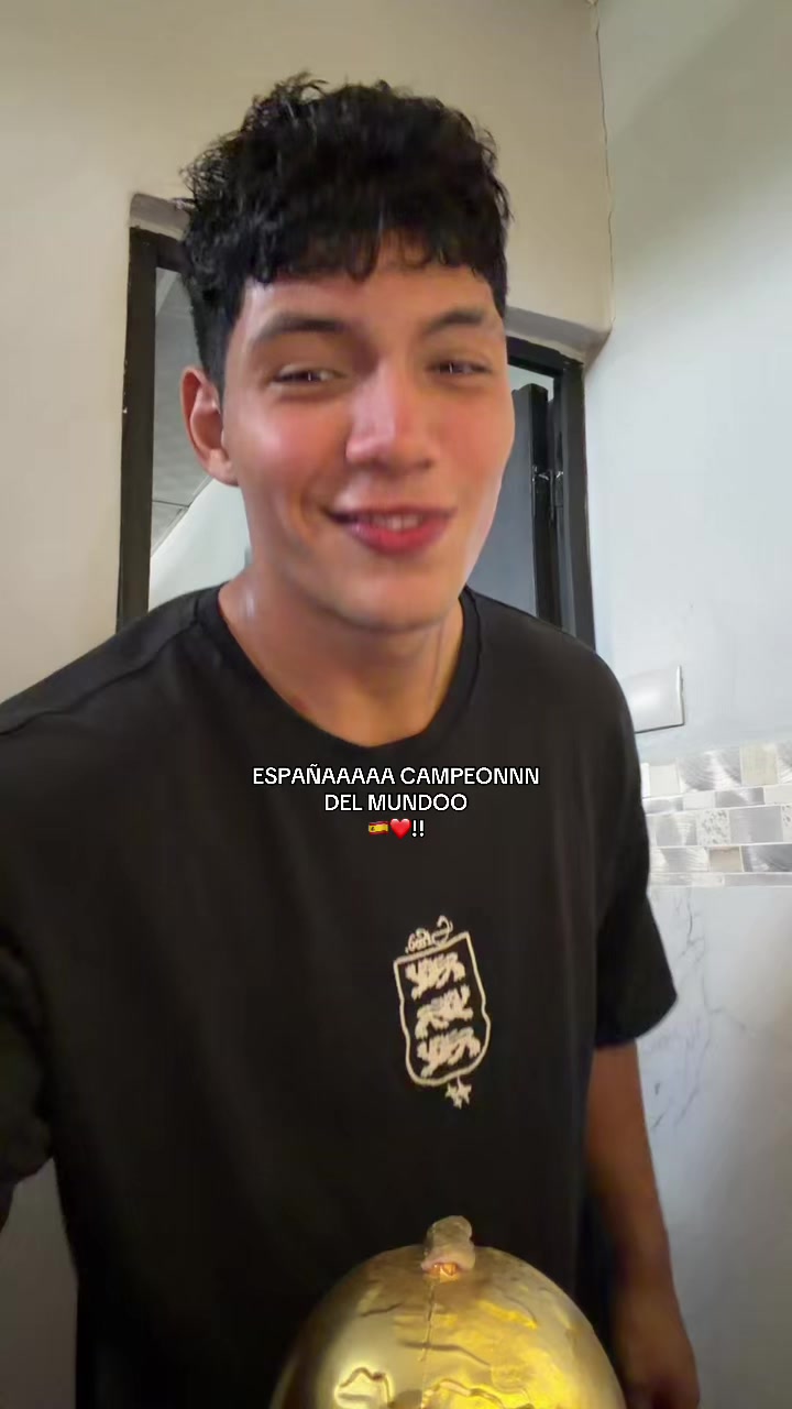 @Kvnxho