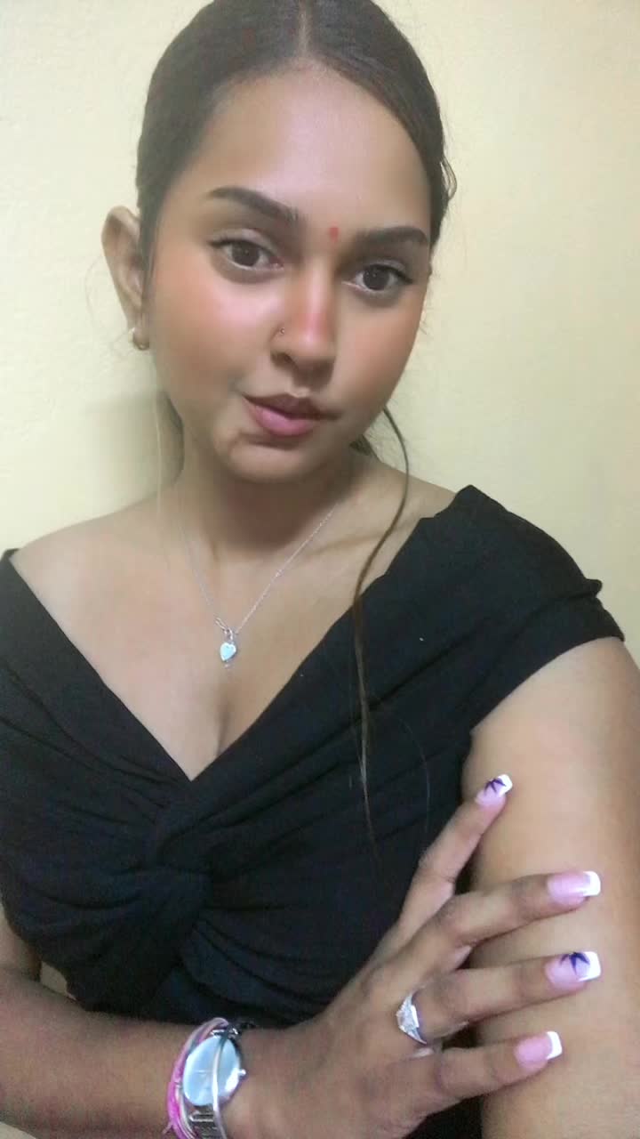 @🕉🦋Vanshika🦋🕉