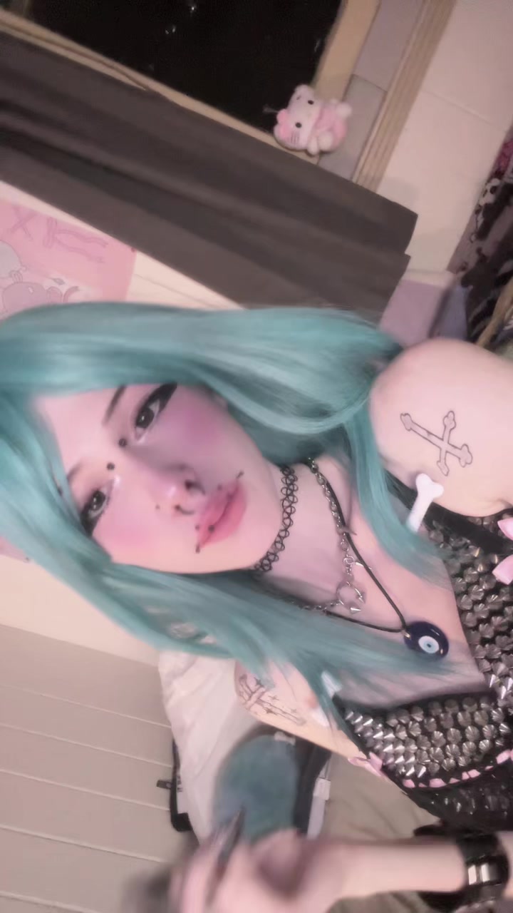 @deadgothlia