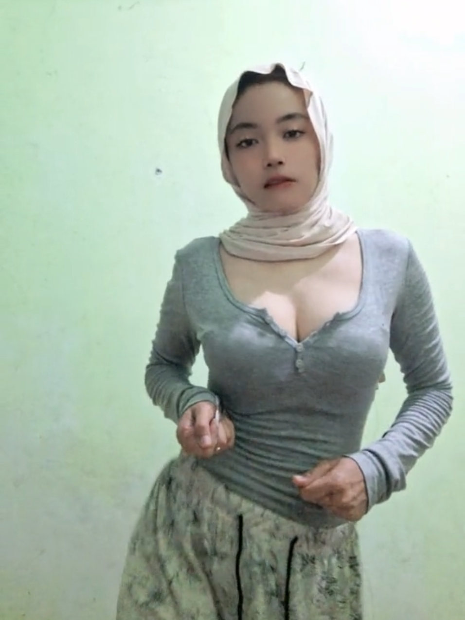 @awwmantapekslusif