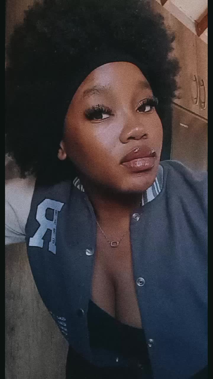 @_Lindokuhlenkosi👑