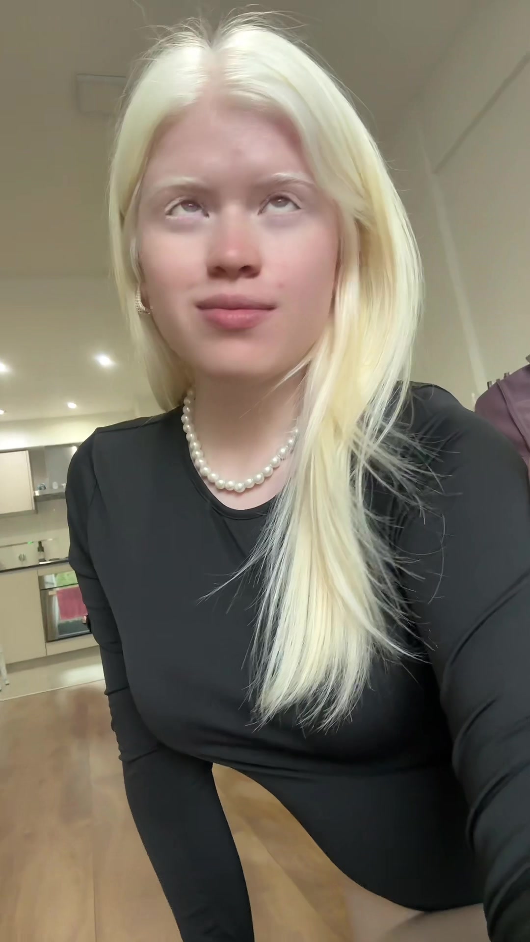 @bella