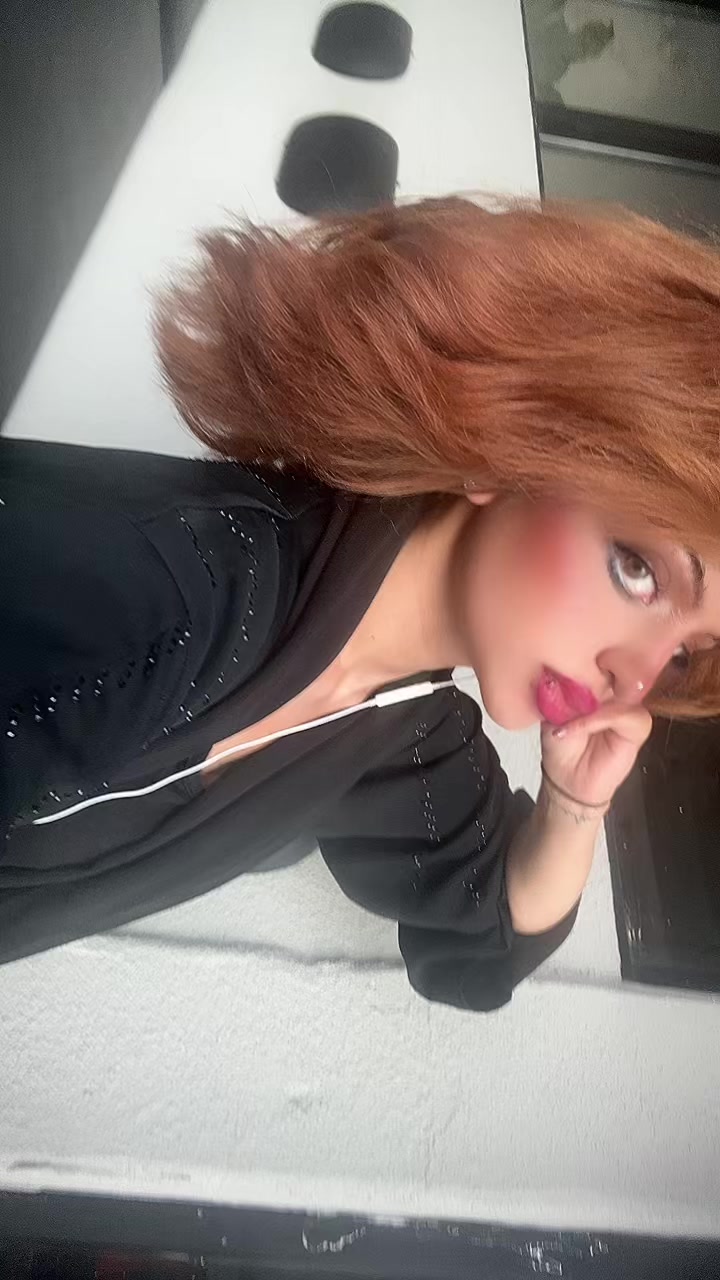 @roozana1700