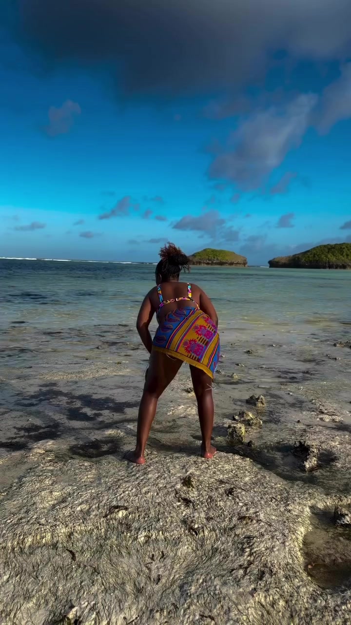@Iam_GatwiriNjage