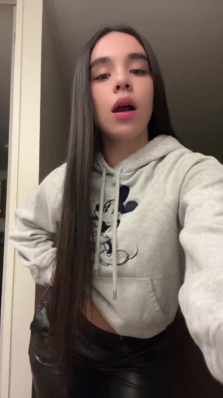 @Dani 🖤