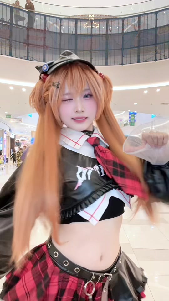 @Tsuwii Tuyết Quỳnh