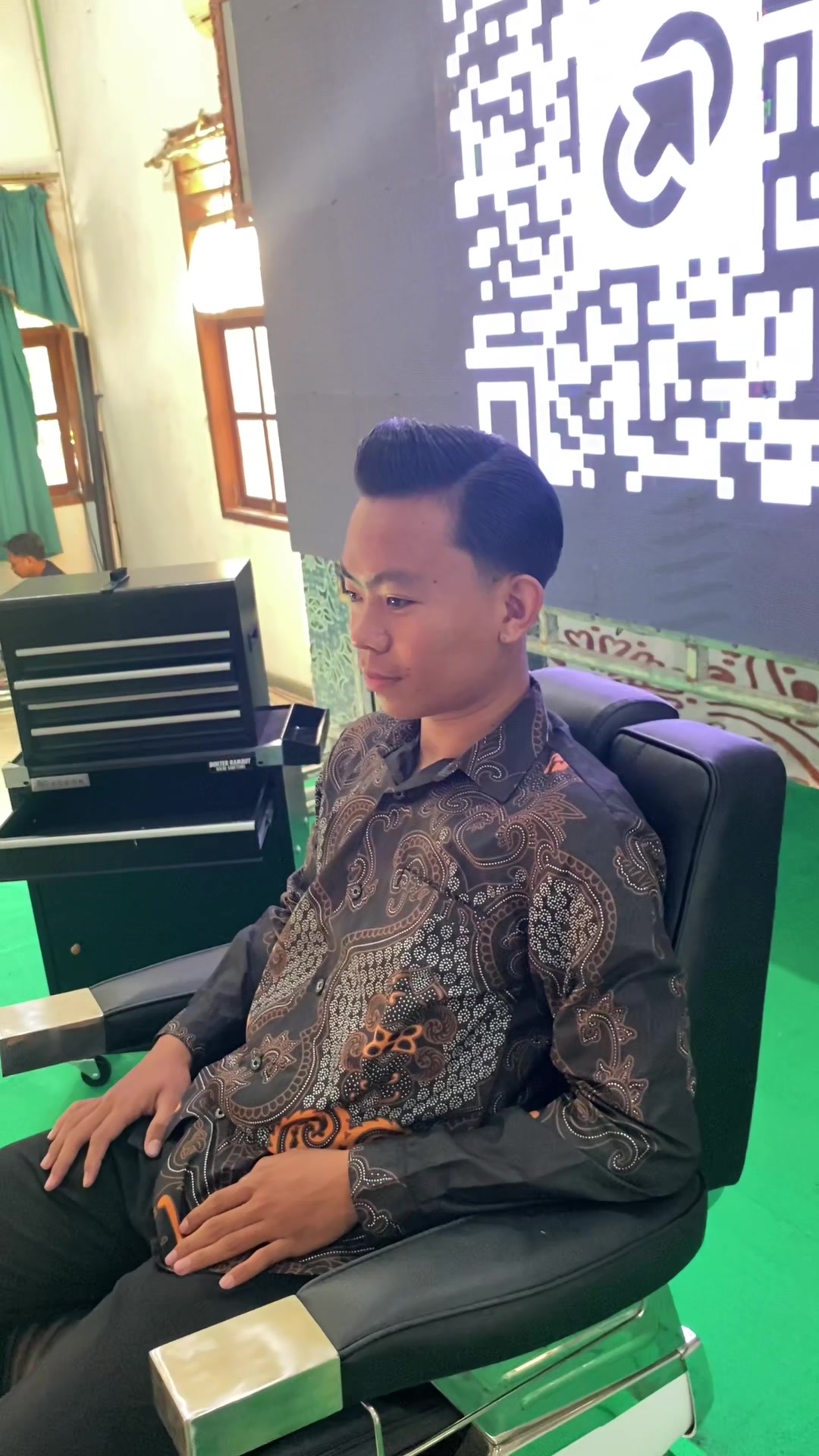 @chandra the barber