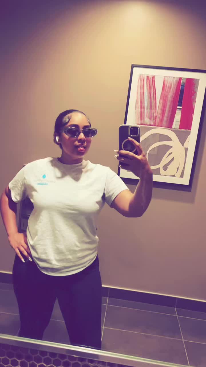 @shaniahworldd