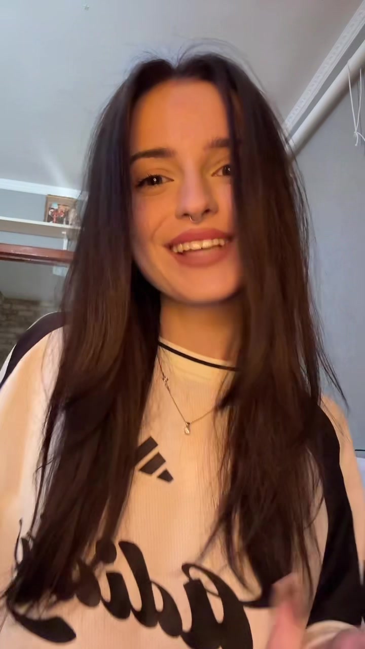@Соня 👅