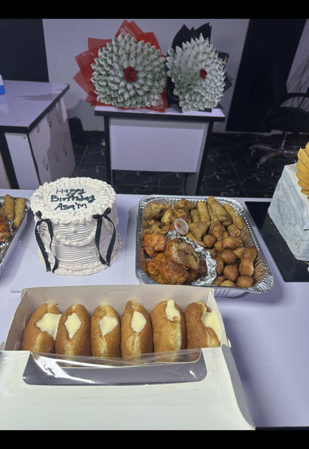 @Kween_bakeries_andmore