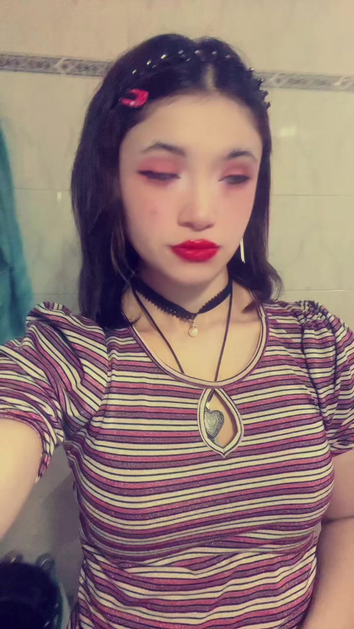 @🦄
