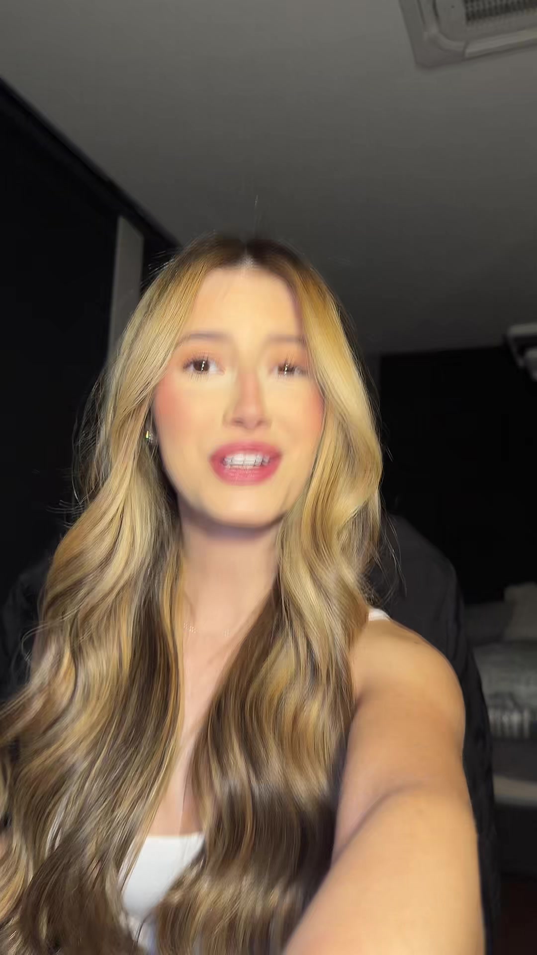 @laura