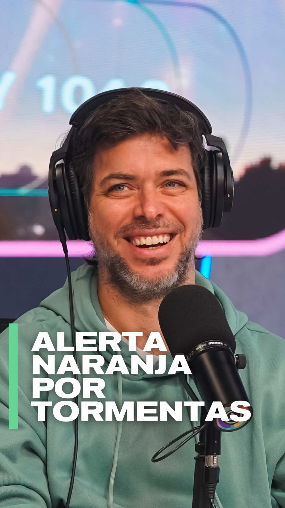 @UrbanaPlayFm