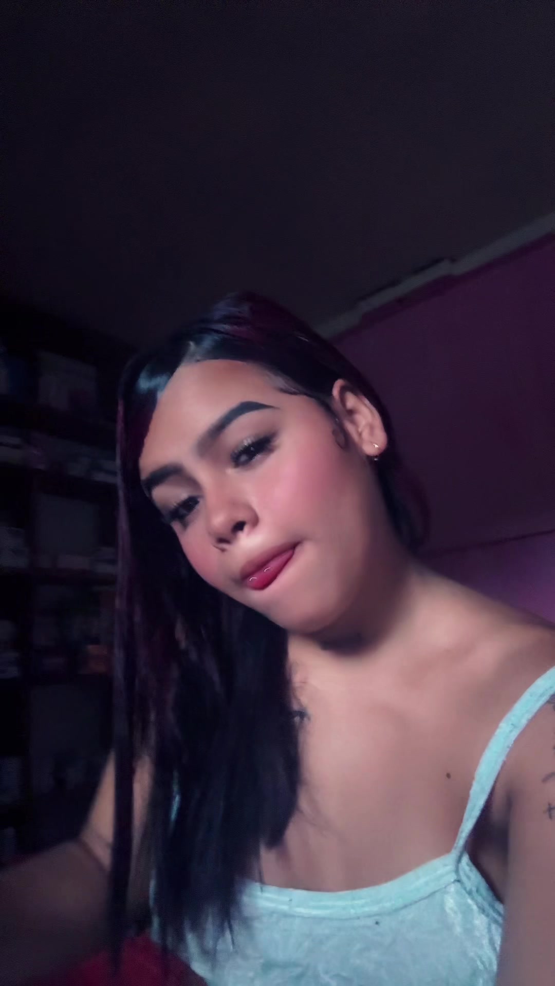 @Jessica🧡.!
