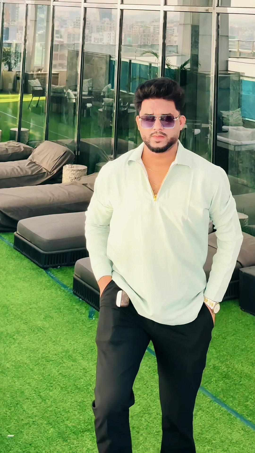 @Plan A billionaire 🥂💵