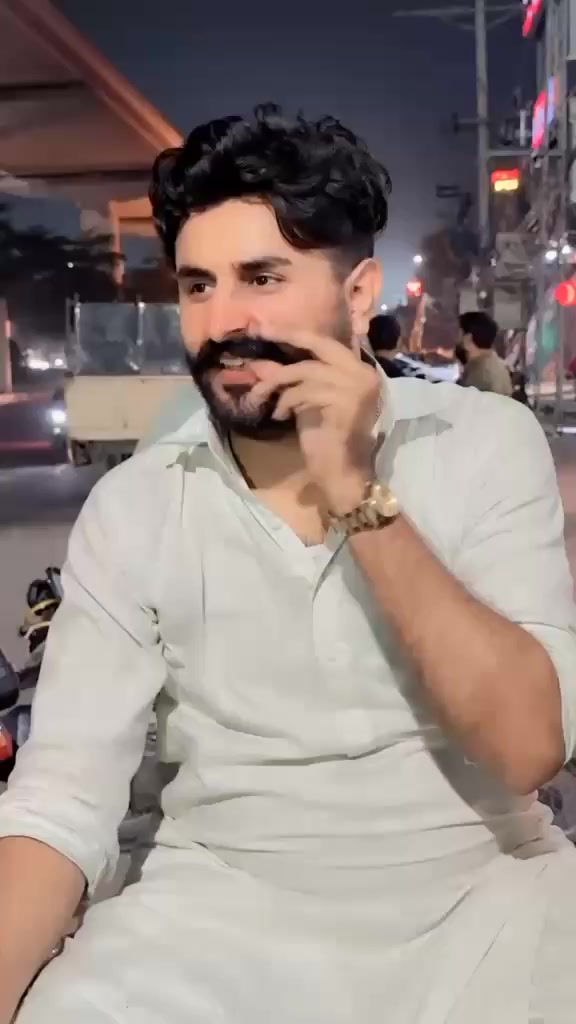 @Lara Gujjar