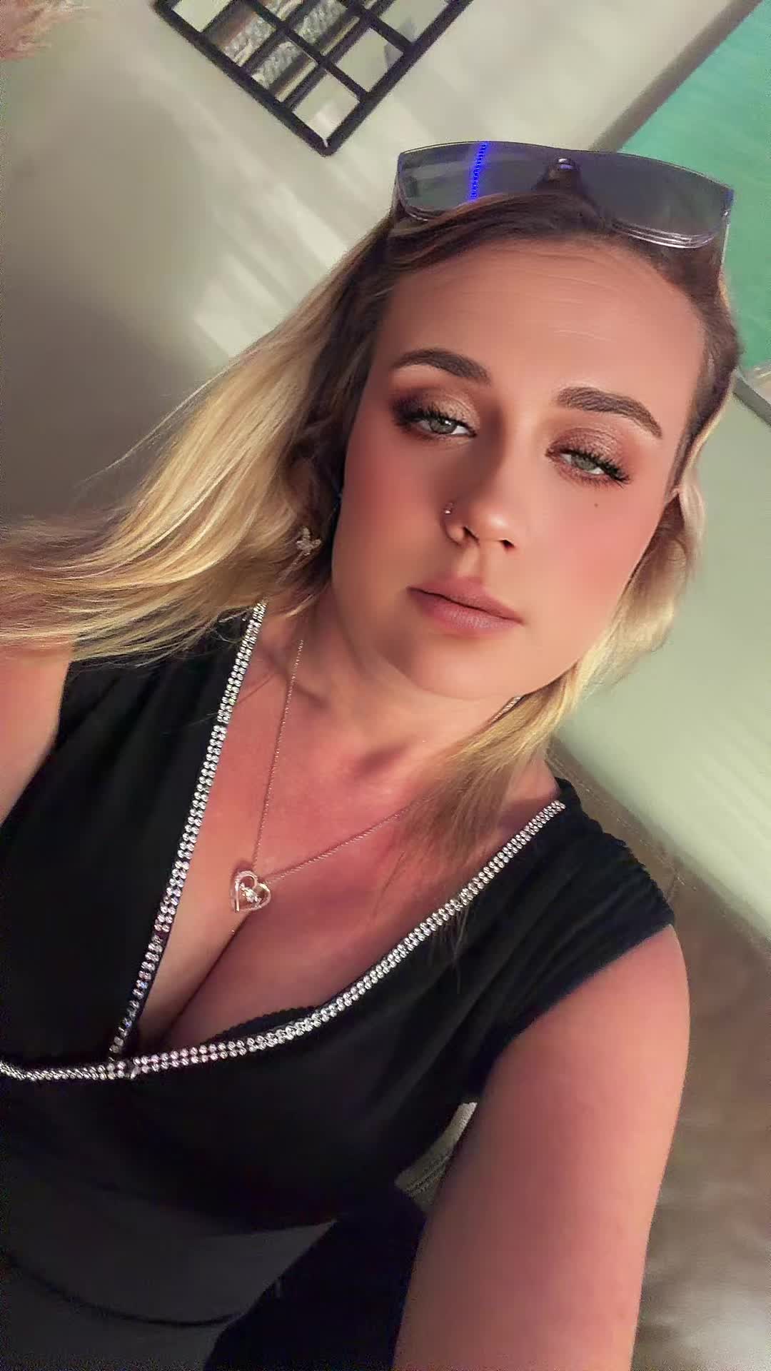 @90sbaby🖤🩵