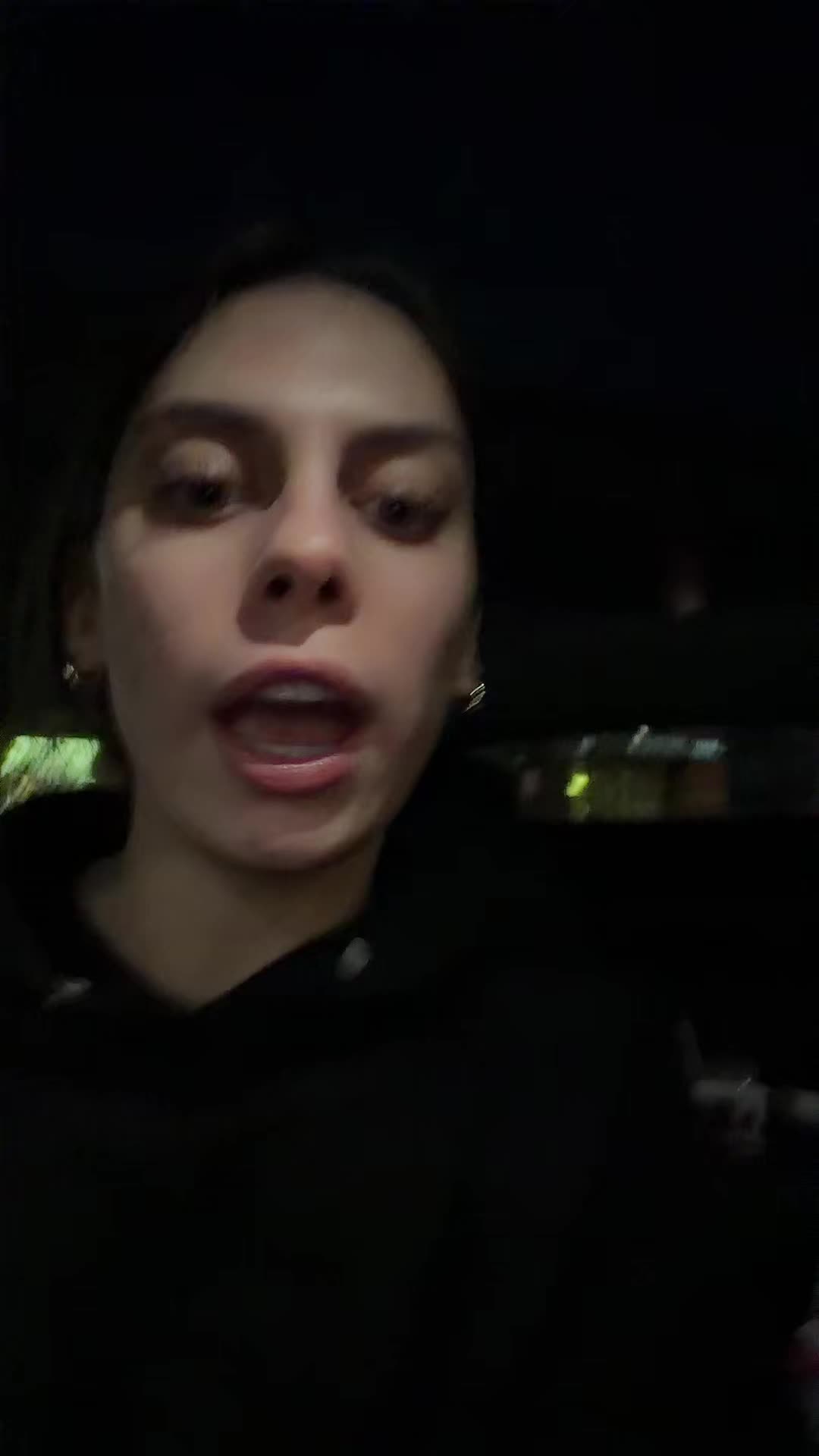 @👄