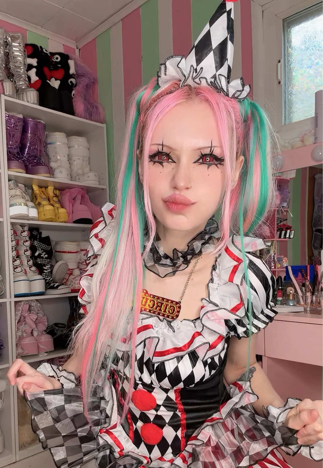 @🗝️🎠Alyssa claire🎠🗝️