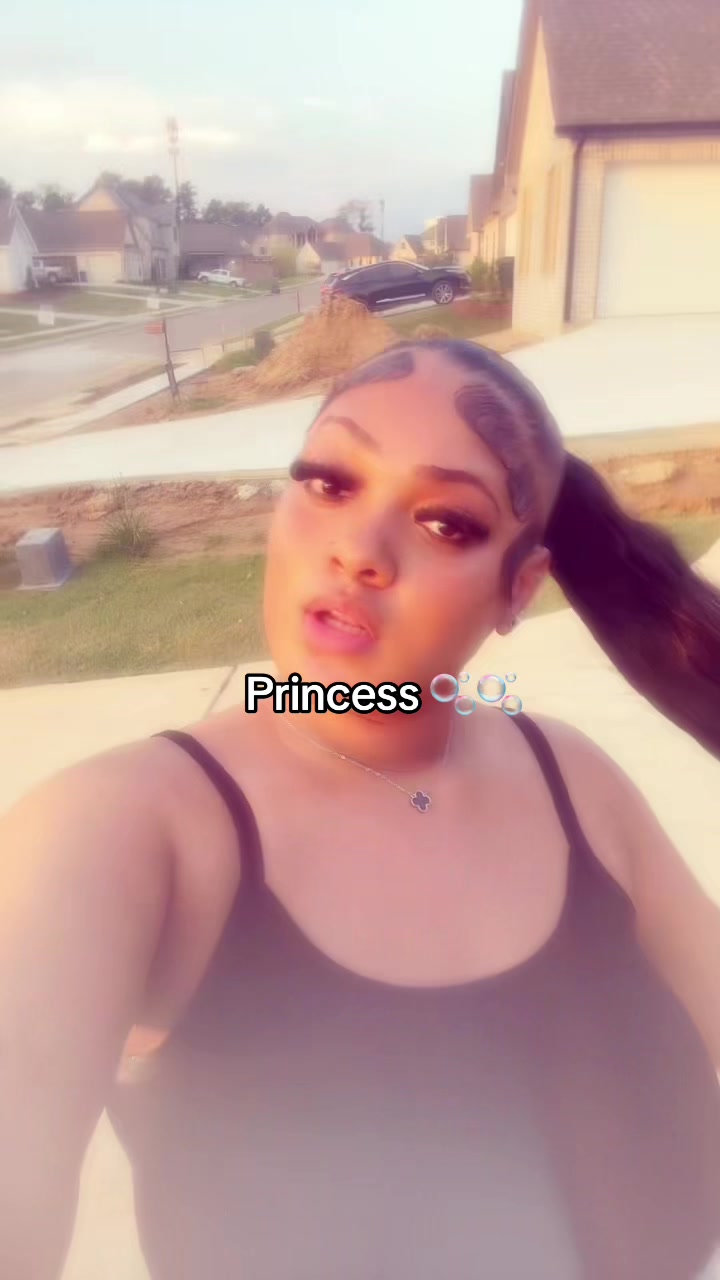 @Zuria.aaa