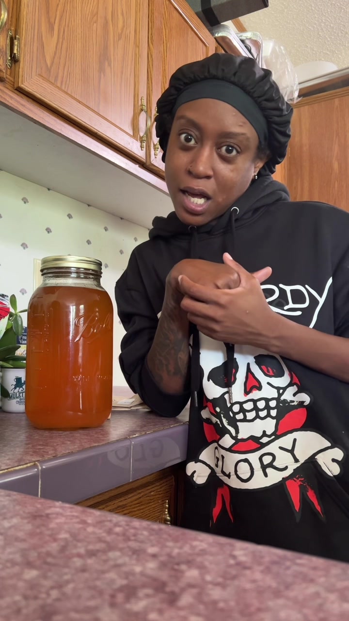 @Queen Trap Money Honey 🍯 🍃