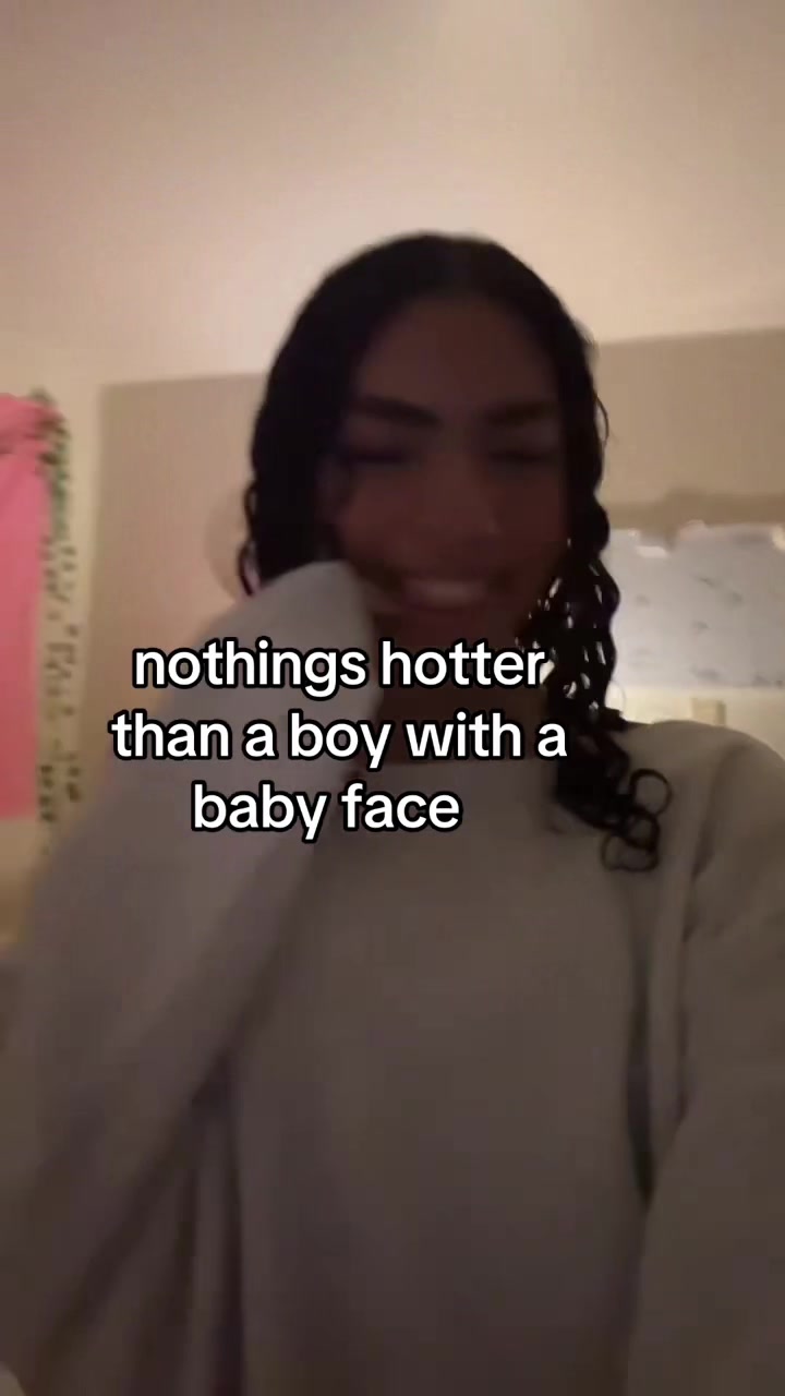 @FreakyAhCousin