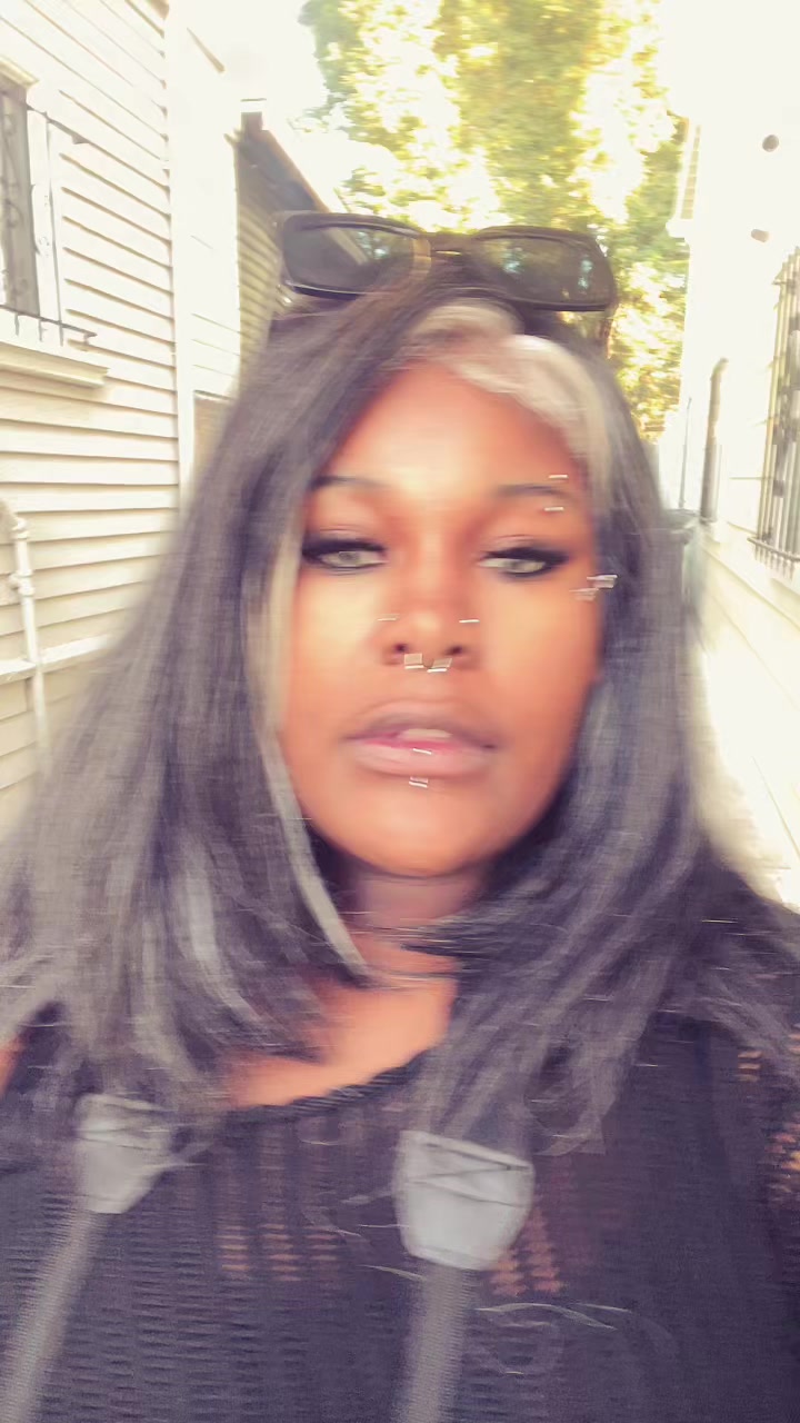 @wolfgyaal