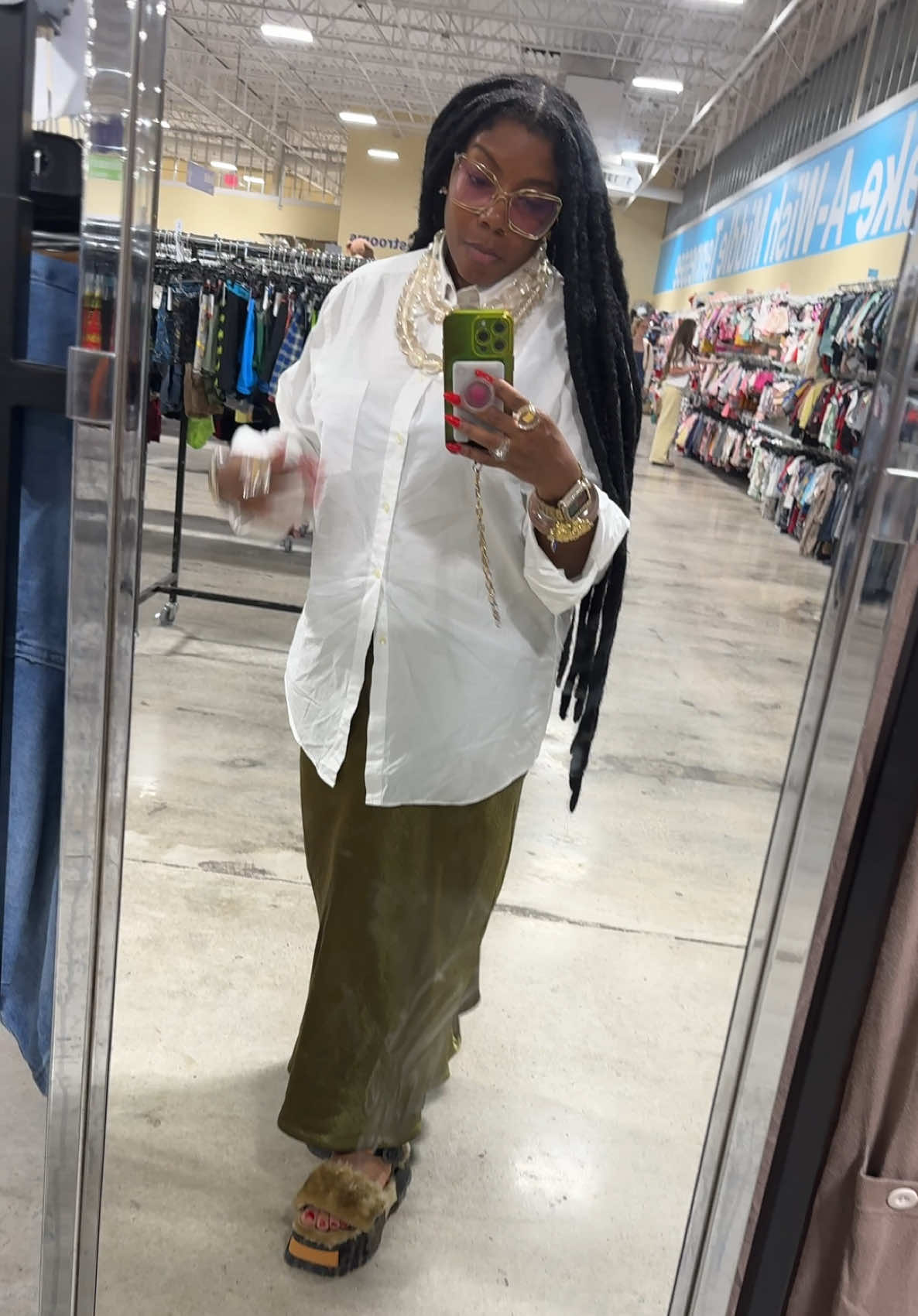 @Drapes & Jewels | Pro Thrifter