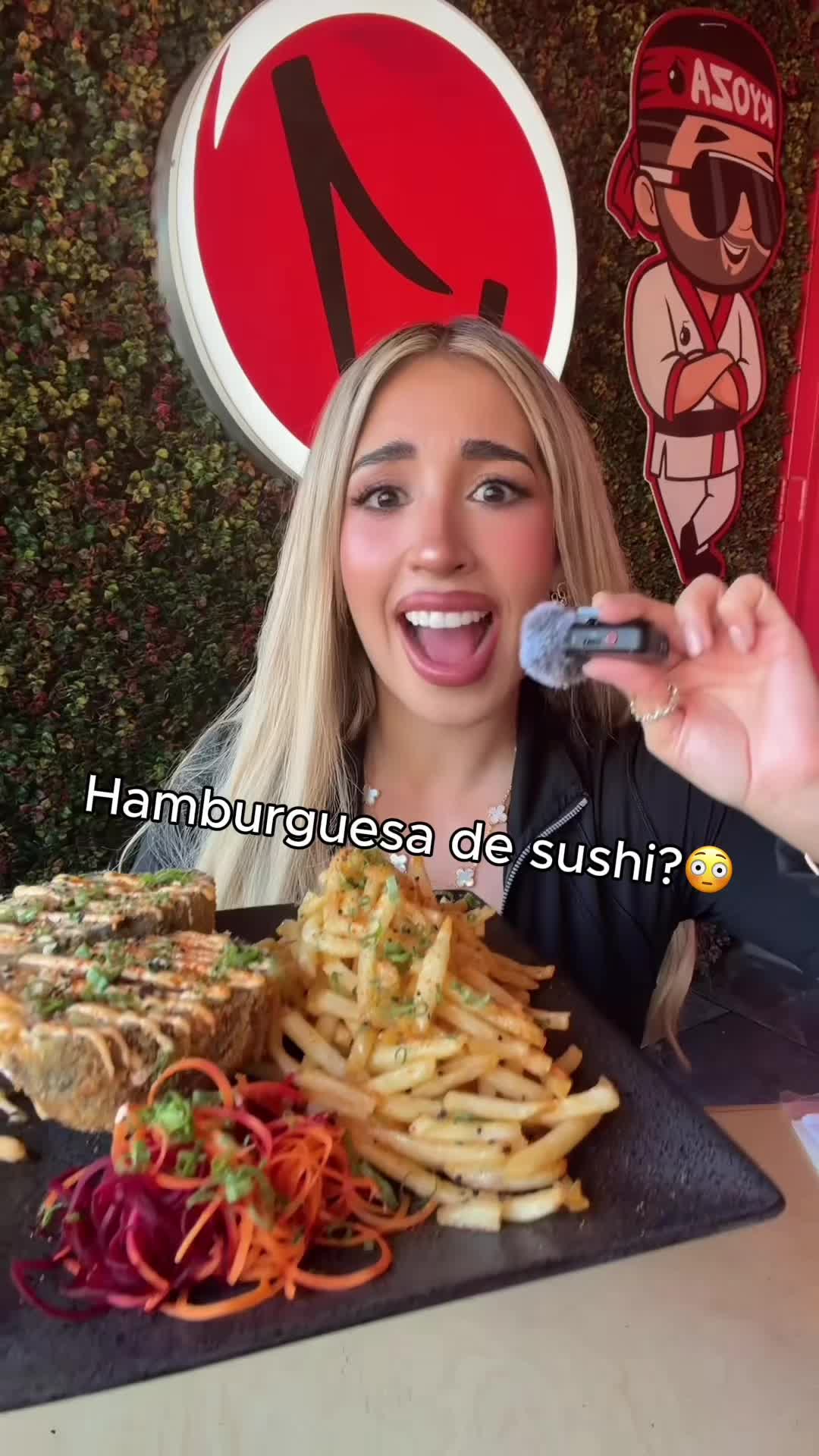 @QueenBuenrostro