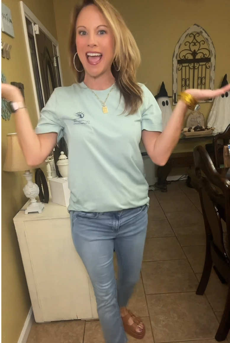 @Britney | Teacher+Mama+ Wife