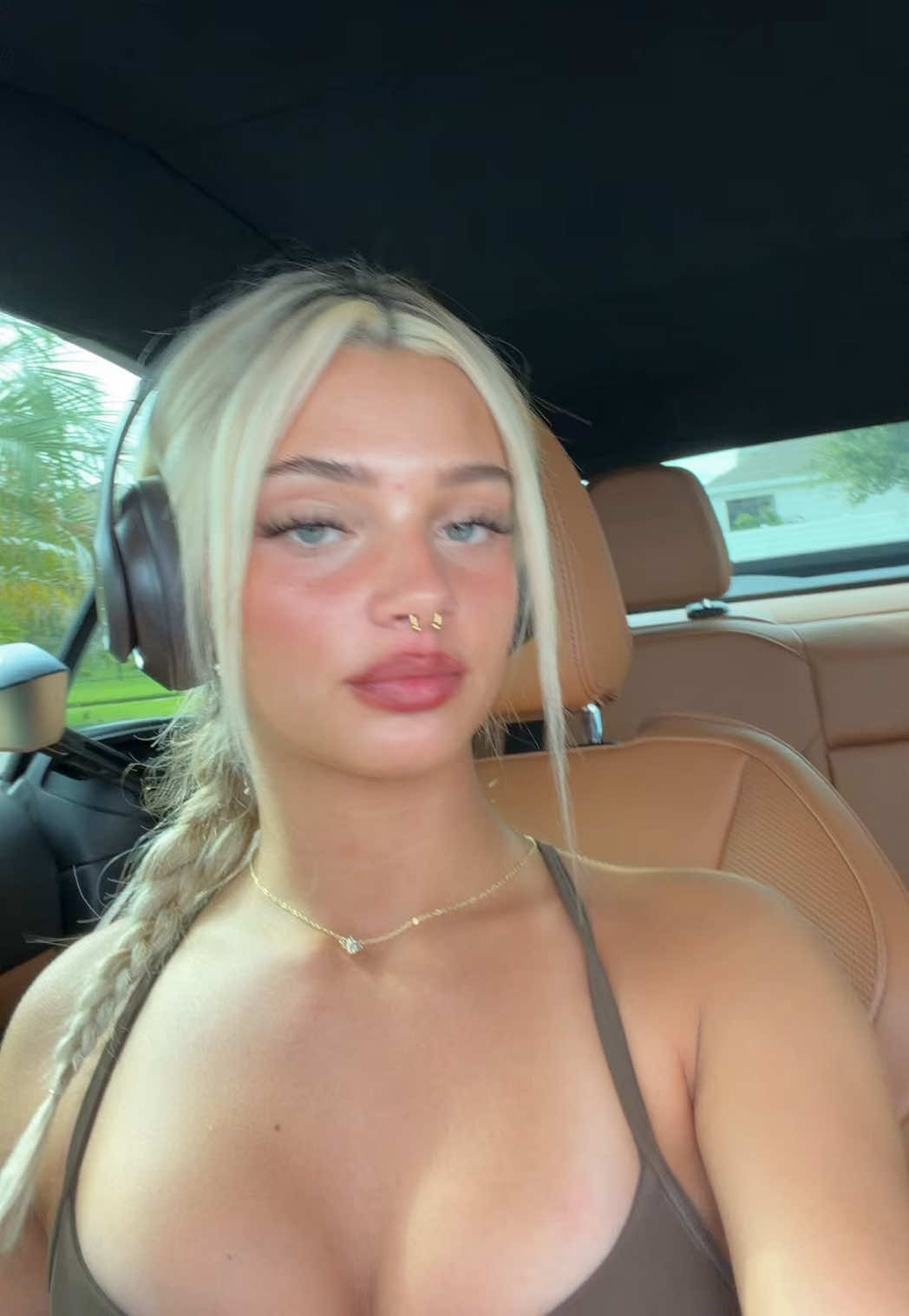 @julessss