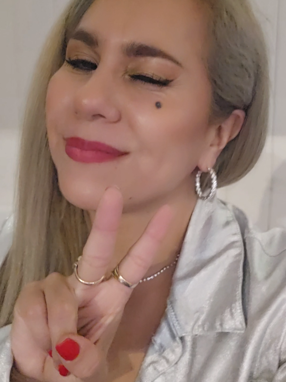 @KSandra Moya