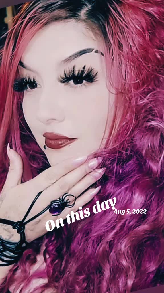 @🥀🕸🕷RoseBudinBlack🕷🕸🥀